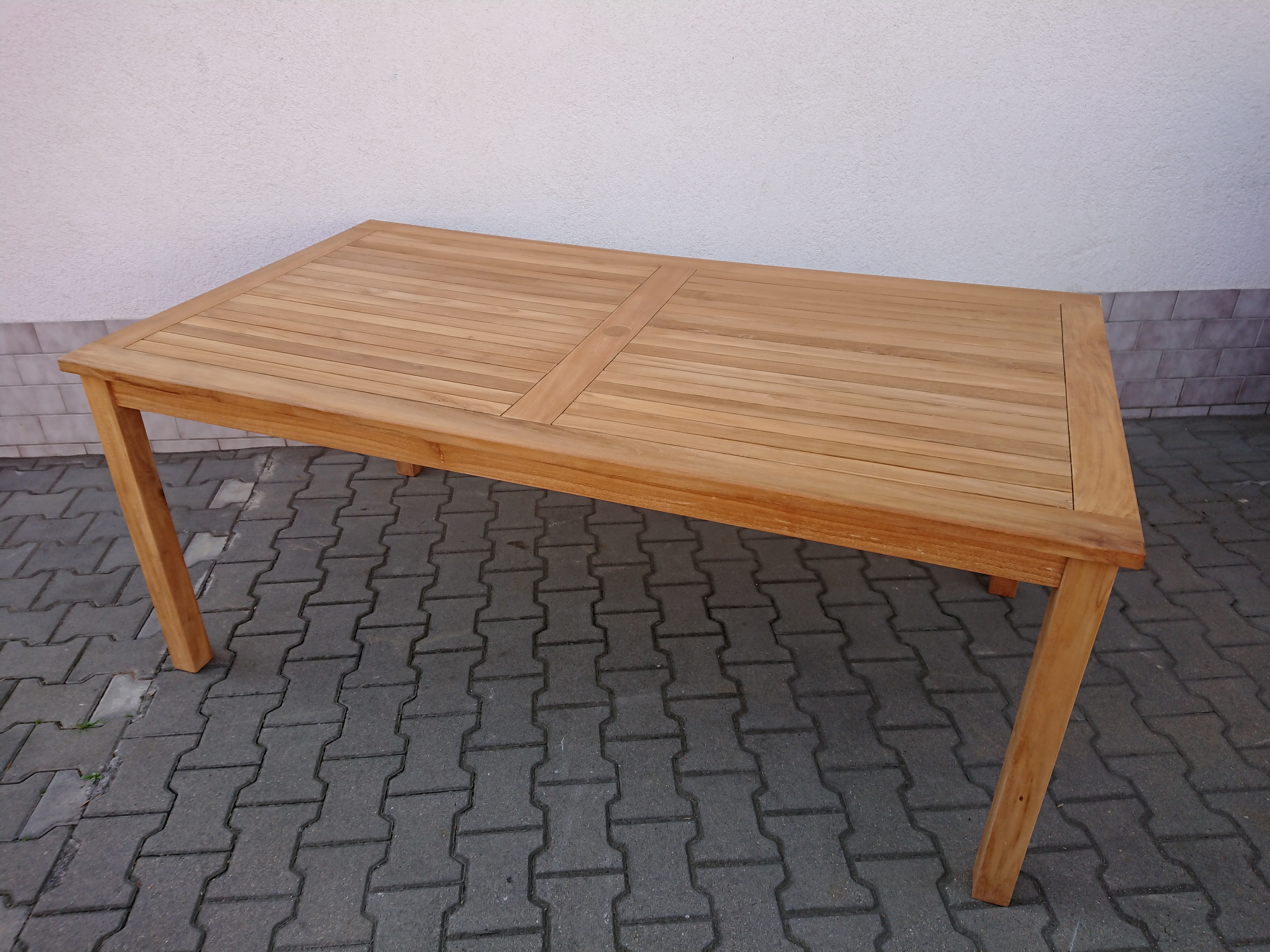 Teakový zahradní stůl Garden II. Texim