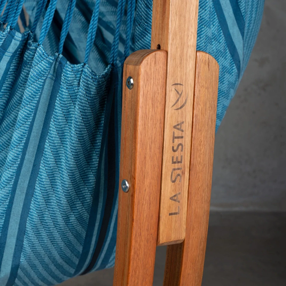 Houpací sedačka se stojanem - La Siesta Udine Organic Bluezebra