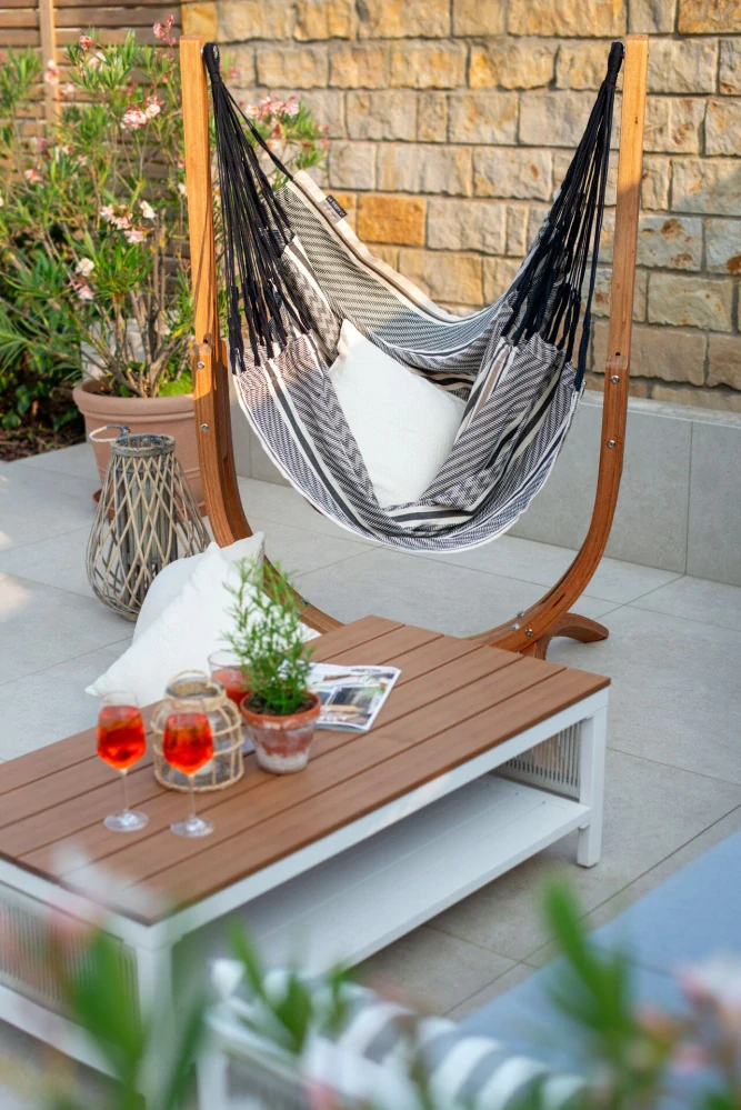 Houpací sedačka se stojanem - La Siesta Udine Organic Zebra