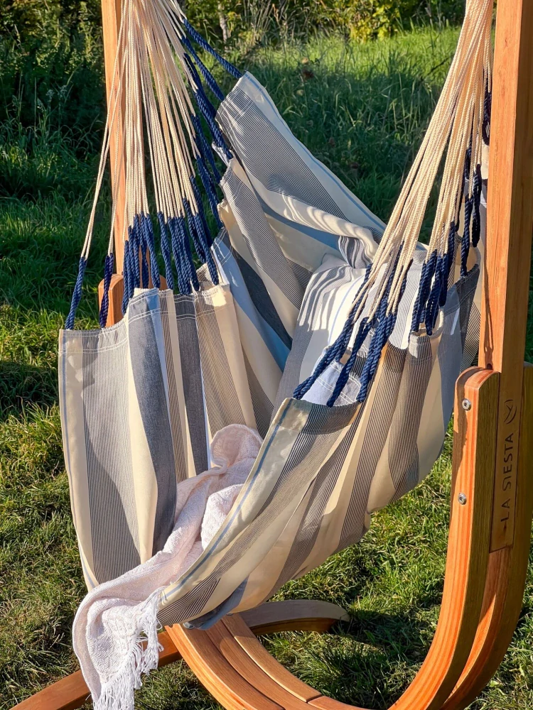 Houpací sedačka se stojanem - La Siesta Udine Outdoor Seasalt