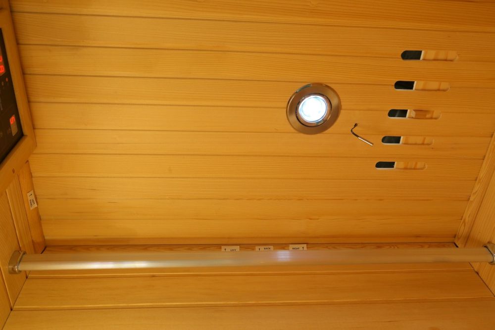 Infrasauna HealthLand Economical 2001 Carbon