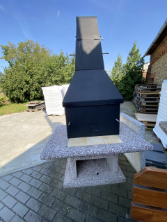 KOMFORT zahradní krb s douzovací střechou Červeno-bílý vymývaný Vystavený kus